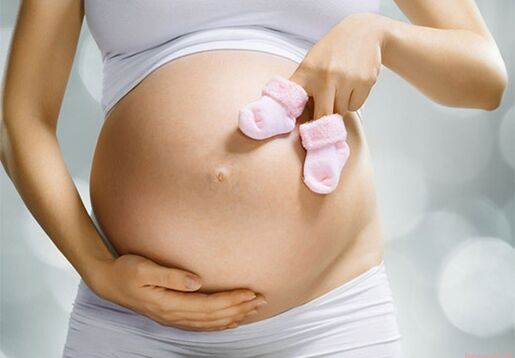seorang wanita hamil menyebarkan papilloma kepada bayinya